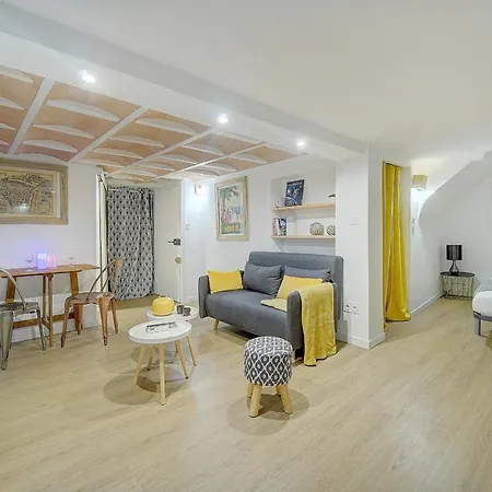 #31 Comfy Place In The Old Town Balcony & Ac 2min To Apartment Nizza
