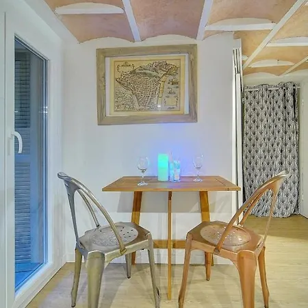 #31 Comfy Place In The Old Town Balcony & Ac 2min To Apartament *